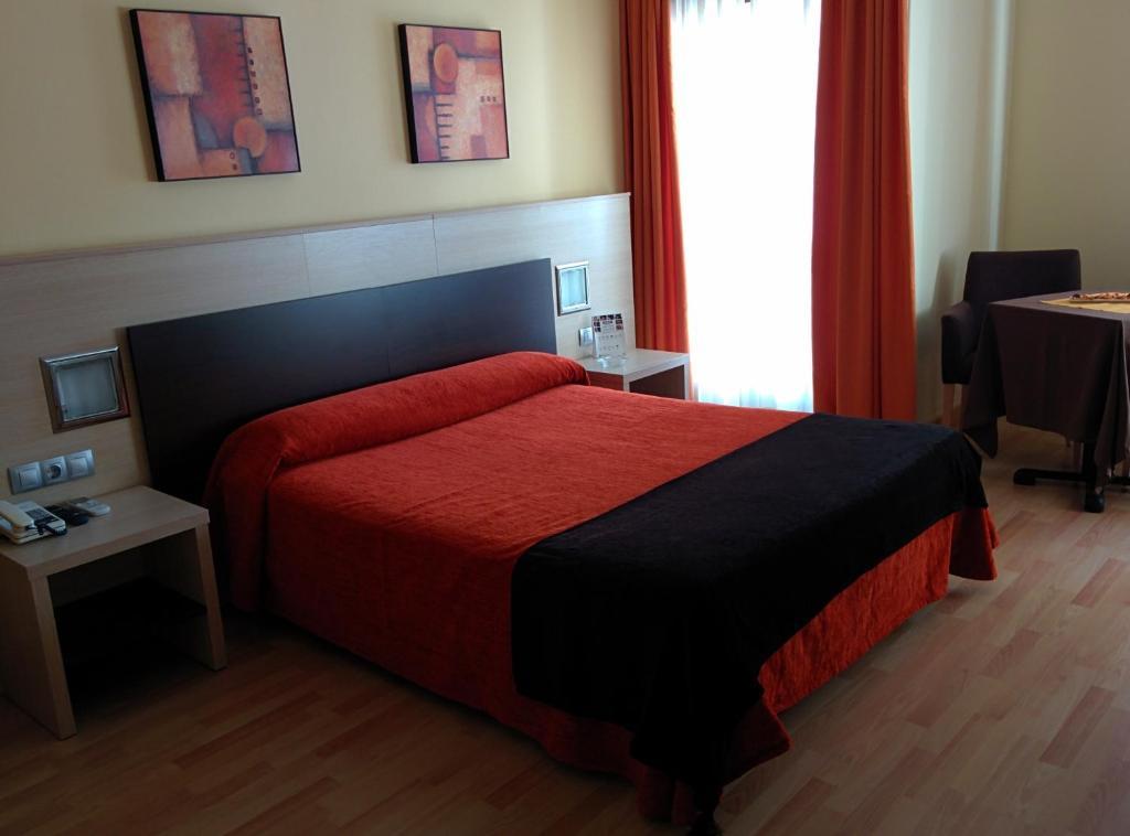 Hotel Avenida ปอนเตเบดรา ห้อง รูปภาพ