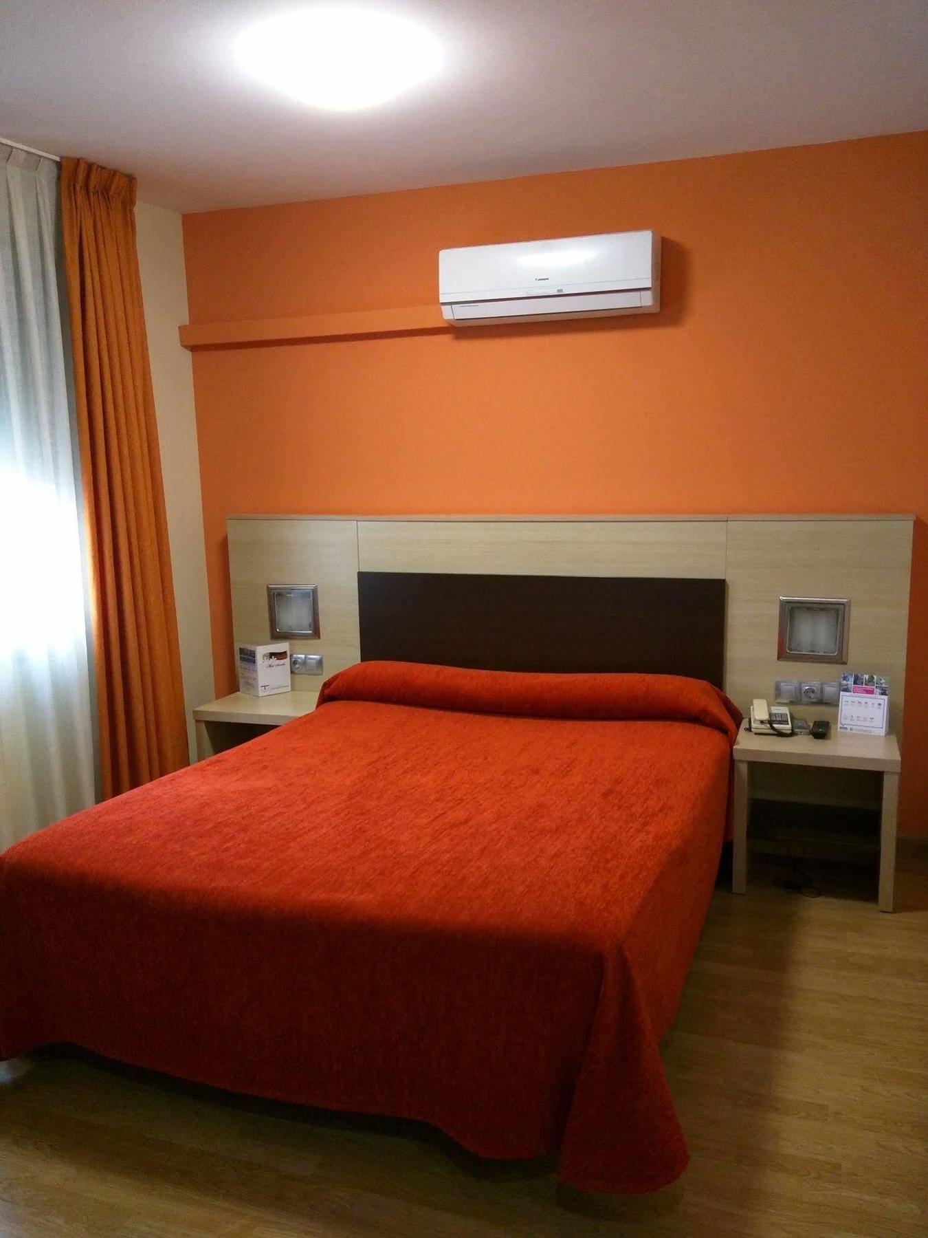 Hotel Avenida ปอนเตเบดรา ภายนอก รูปภาพ